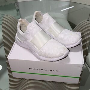 APL Women's Techloom Bliss Sneakers 7.5